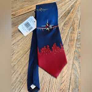 Vicky Davis NWT 100% Silk Aviation Tie 90s Retro Airplane Propeller Novelty USA